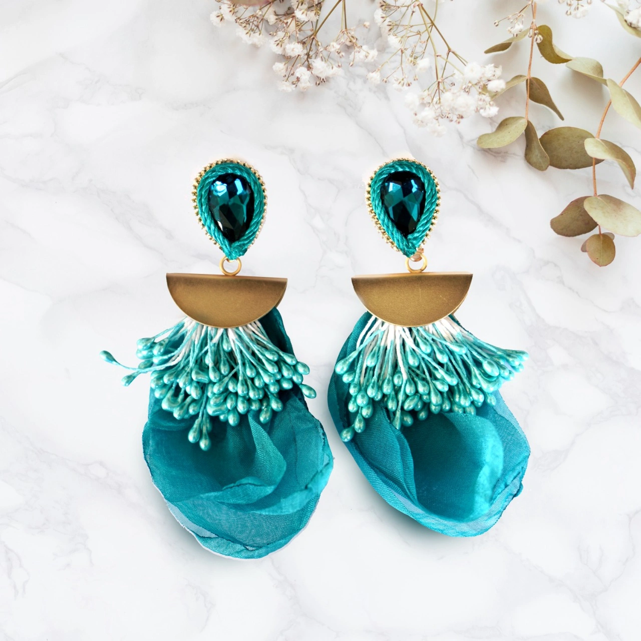 Khuttal's Product Image